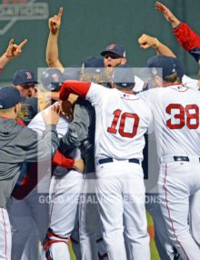 THE BOSTON RED SOX TEAM CELEBRATE WINNING THE WORLD SERIES DEFEATING THE ST. LOUIS CARDINALS IN GAME 6 BY A SCORE OF 6-1. THIS IS THE FIRST TEAM TO WIN A WORLD SERIES AT FENWAY PARK SINCE 1918.(Ap Photo/Dick Druckman)