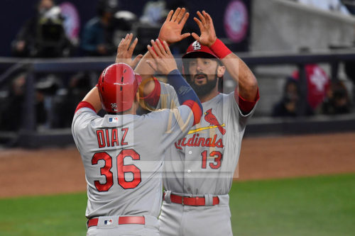 Cardinals first baseman Matt Carpenter receives high fives