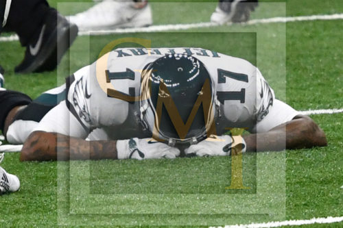 THE AGONY OF DEFEAT! Philadelphia Eagles ALSHON JEFFERY agonizes on the ground