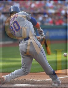 New York Mets right fielder Michael Conforto hits an RBI double